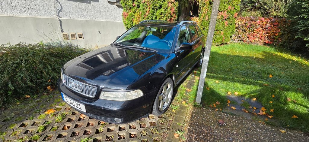 Audi A4 269.128 km 2.299 € Stuttgart 70437