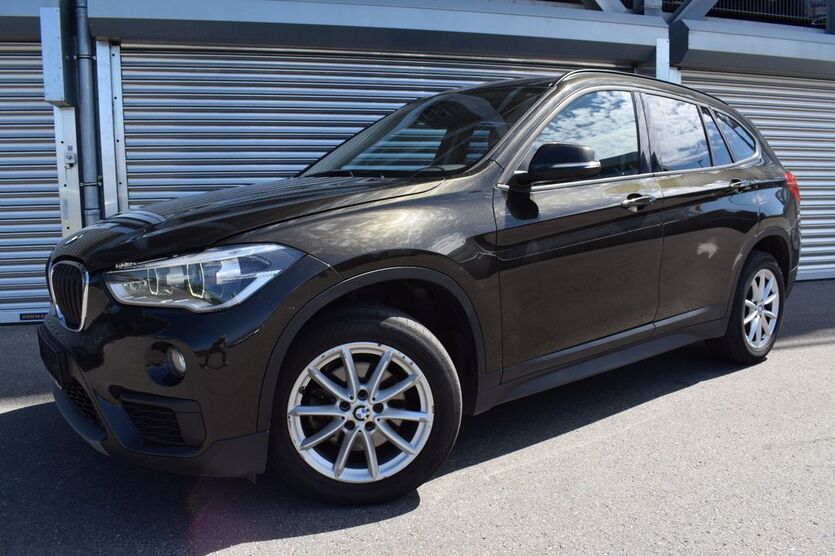 BMW X1 153.600 km 16.500 € Böblingen 71034