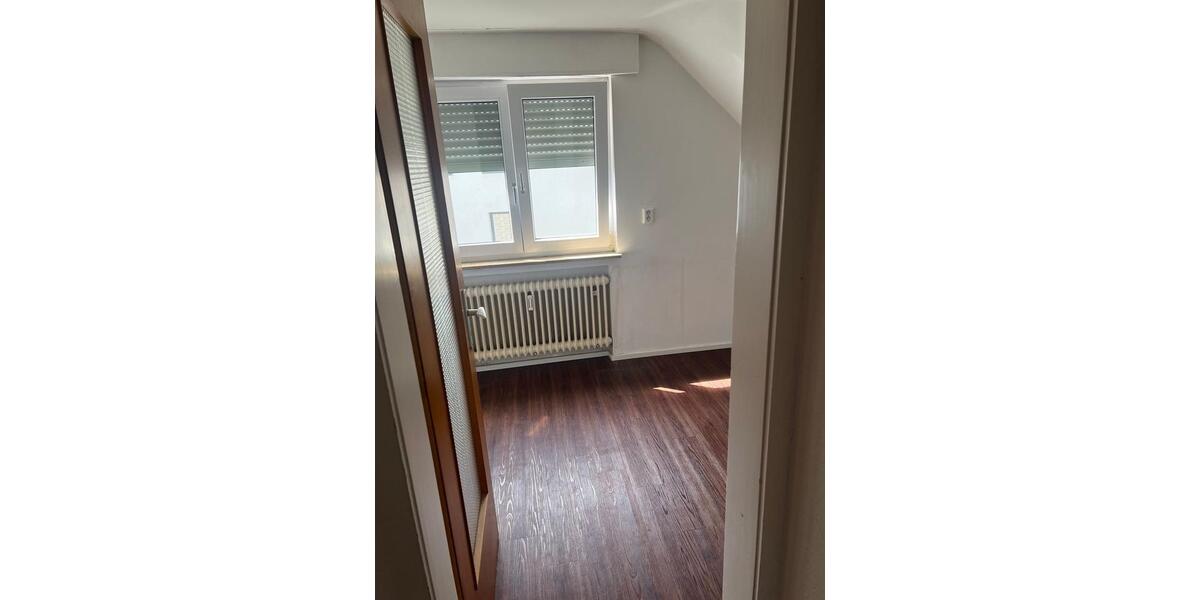 Dachgeschoßwohnung Filderstadt - 2 Zimmer, 50 m&sup2;, 950&euro; | Angebot:26325806