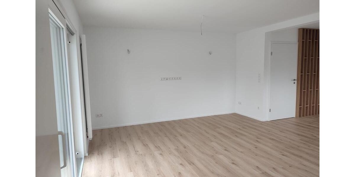 Reihenhaus Reutlingen Orschel-Hagen - 4 Zimmer, 90 m&sup2;, 1.500&euro; | Angebot:26137749
