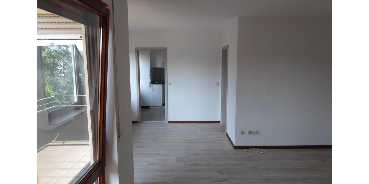 Etagenwohnung Remshalden - 2 Zimmer, 63 m&sup2;, 720&euro; | Angebot:24838405