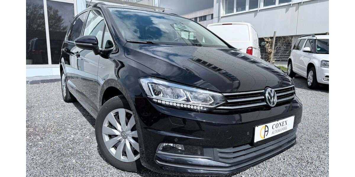 VW Touran 125.000 km 16.990 &euro; Korntal-Münchingen 70825
