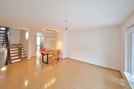 Haus zum Kaufen in Korntal-Münchingen 749.000 € 131 m² 5.5 zimmer