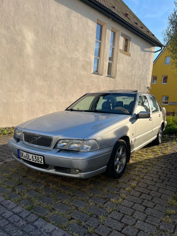 S70