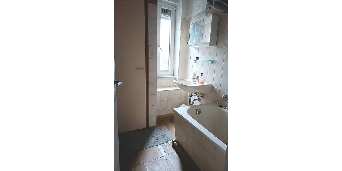 Mehrfamilienhaus, Wohnhaus Stuttgart Zuffenhausen - 1 Zimmer, 235 m&sup2;, 599.000&euro; | Angebot:25677056