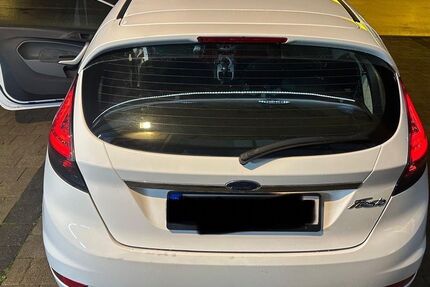 Ford Fiesta 106.000 km 4.000 € Reutlingen 72760