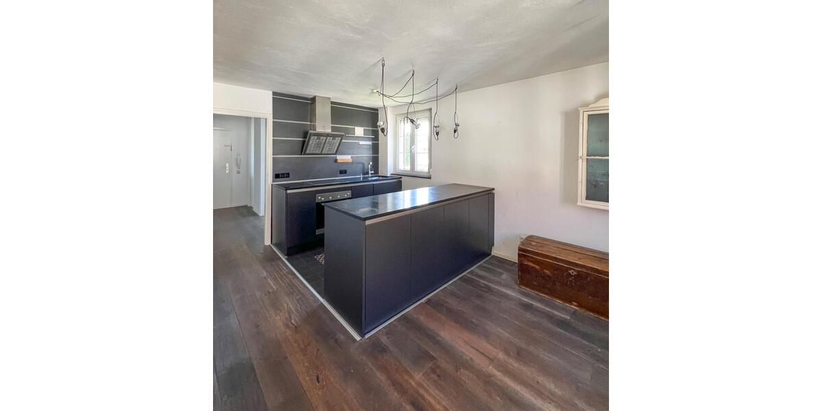 Etagenwohnung Nürtingen - 2.5 Zimmer, 66 m&sup2;, 199.000&euro; | Angebot:26152140