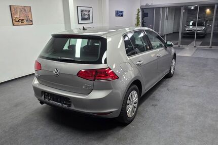 VW Golf 150.000 km 6.990 &euro; Asperg/Ludwigsburg bei Stuttgart 71679