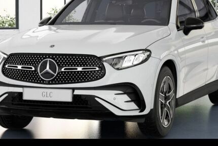 Mercedes-Benz GLC 200 9.900 km 52.790 &euro; Stuttgart 70372