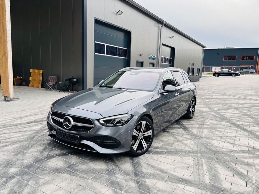 Mercedes-Benz C 220 141.613 km 25.500 € Langenbrand 75328