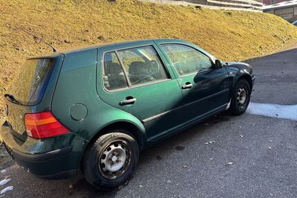 VW Golf