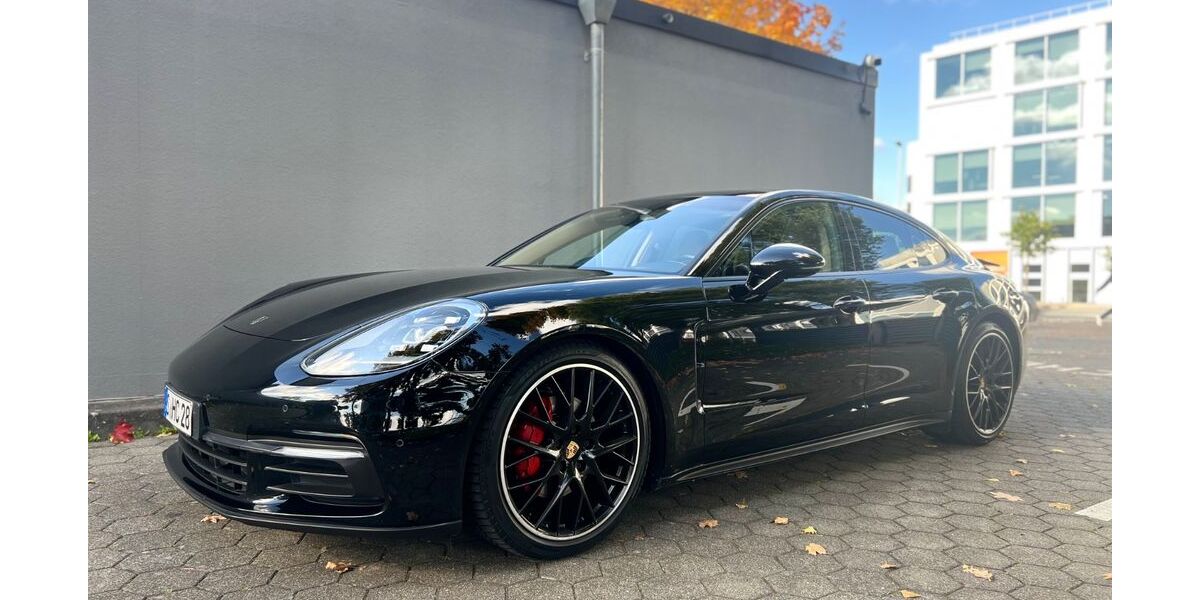 Porsche Panamera 87.000 km 61.500 € Stuttgart 70567
