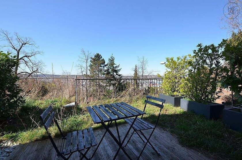 Sehr schön möbliertes Apartment in toller Aussichtslage in Stuttgart Süd 1 zimmer