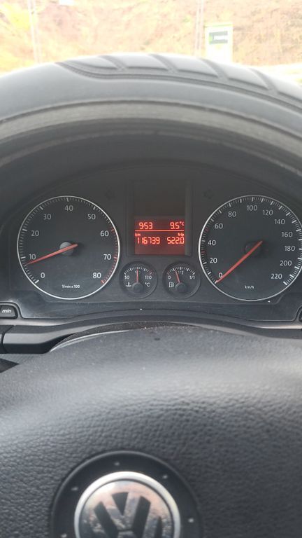 VW Golf 117.500 km 2.750 € Stuttgart 70439