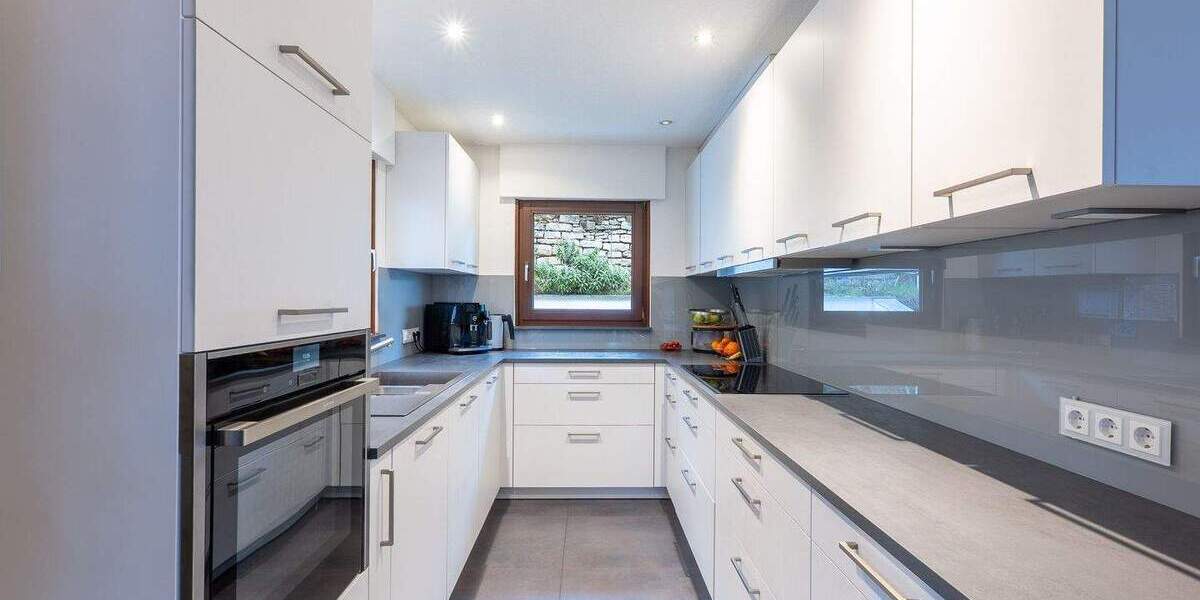 Einfamilienhaus Asperg - 7 Zimmer, 164 m&sup2;, 599.000&euro; | Angebot:25566860