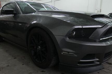 Ford Mustang 112.500 km 13.899 &euro; Metzingen 72555