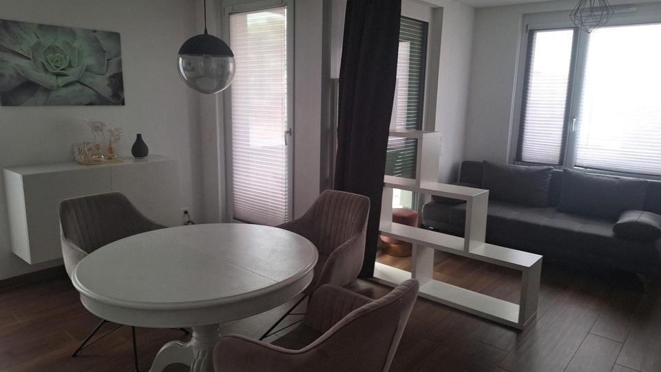 Etagenwohnung Renningen - 1 Zimmer, 34 m&sup2;, 640&euro; | Angebot:26144389