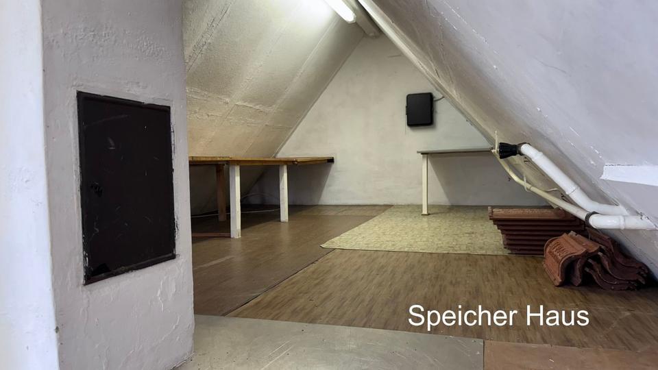 1-2 Familienhaus mit 2 Garagen, Werkstatt und viel Platz