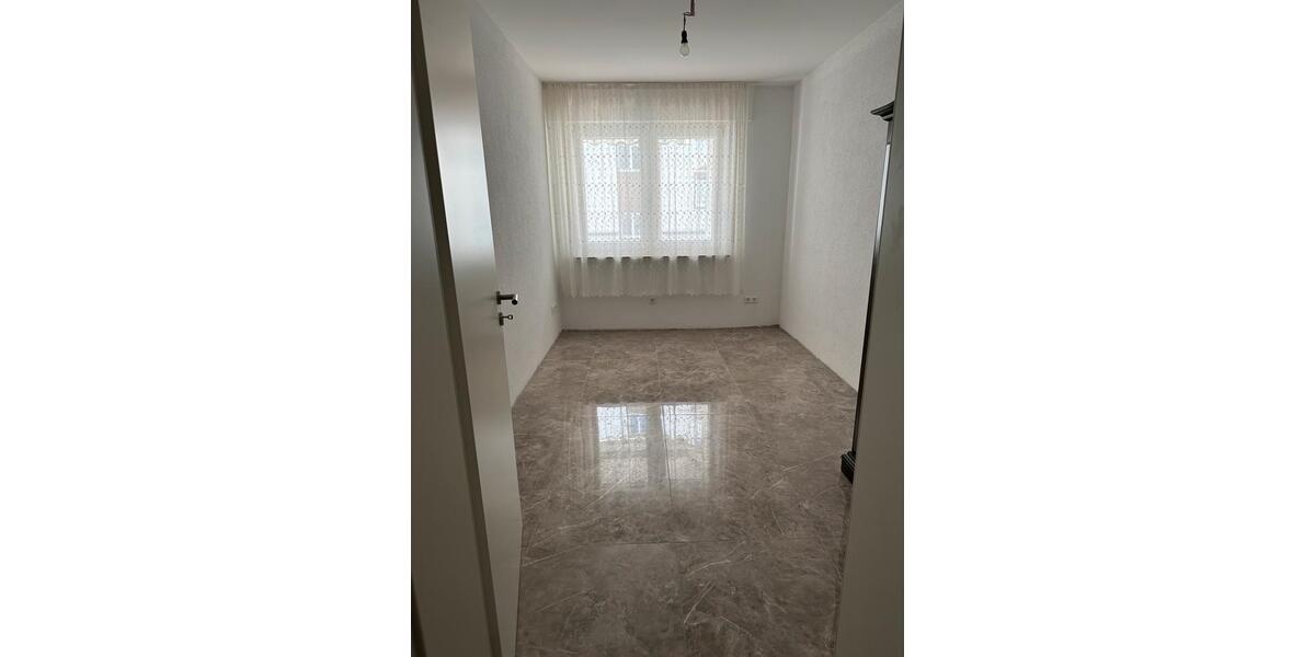 Etagenwohnung Stuttgart Stuttgart-Ost - 4 Zimmer, 83 m&sup2;, 430.000&euro; | Angebot:25599692