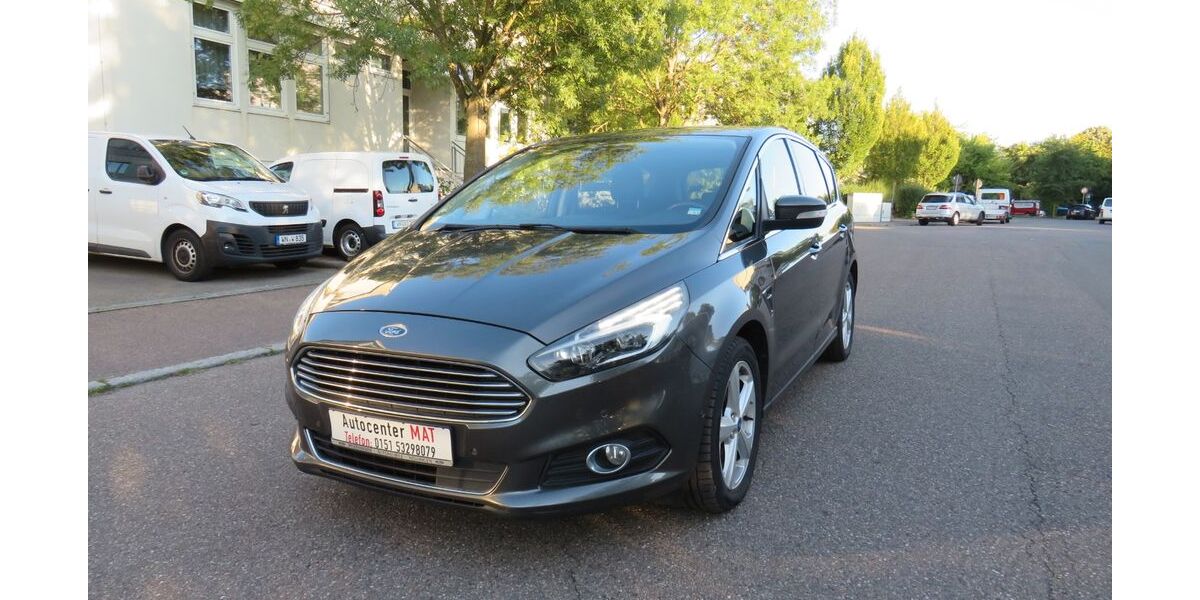 Ford S-Max 185.000 km 8.950 &euro; Fellbach 70736