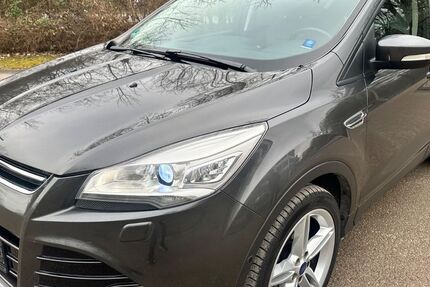 Ford Kuga 183.000 km 10.490 &euro; Freiberg am Neckar 71691