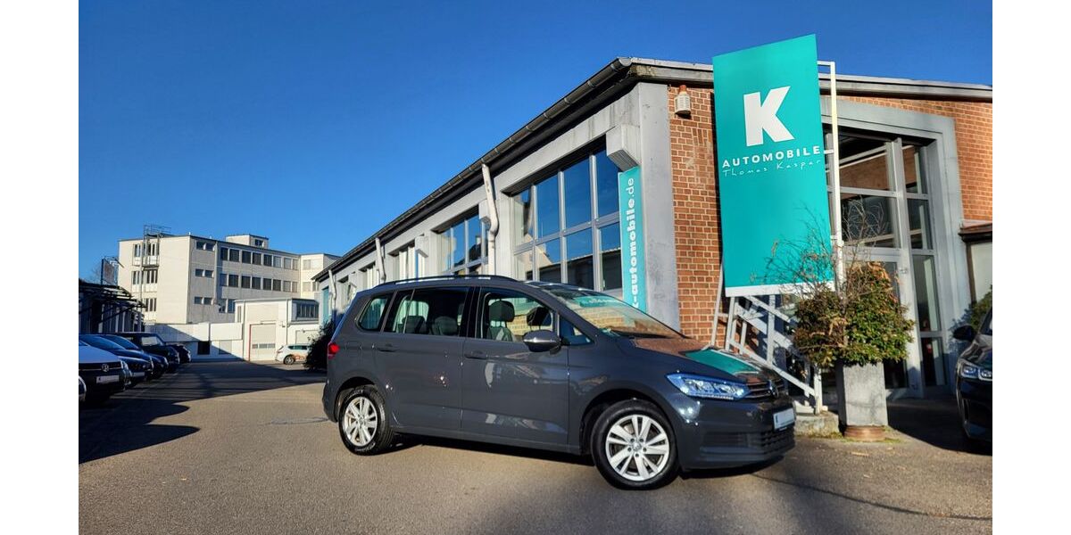 VW Touran 165.700 km 15.990 &euro; Stuttgart 70372