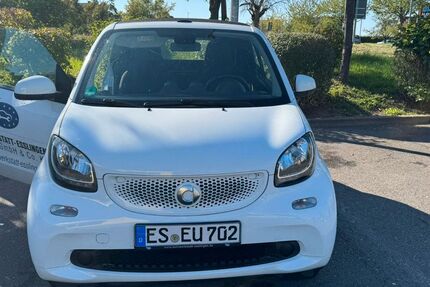 Smart ForTwo 70.537 km 14.800 € ESSLINGEN 73728