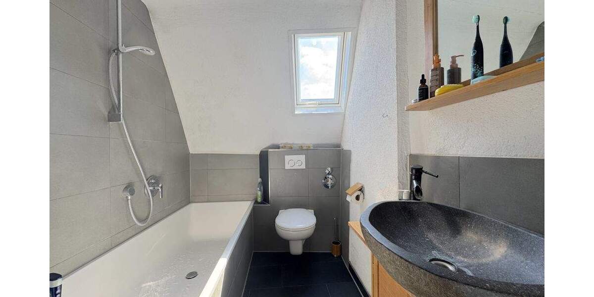 Mehrfamilienhaus, Wohnhaus Stuttgart Untertürkheim - 1 Zimmer, 317 m&sup2;, 695.000&euro; | Angebot:23968142