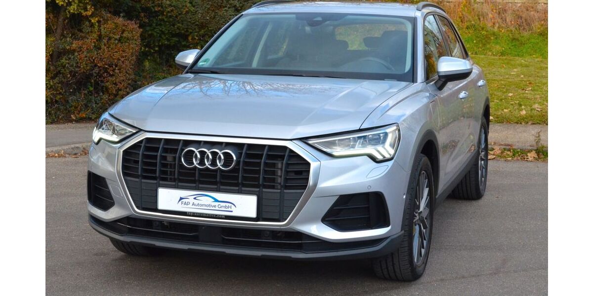 Audi Q3 30.600 km 29.950 € Stuttgart 70499