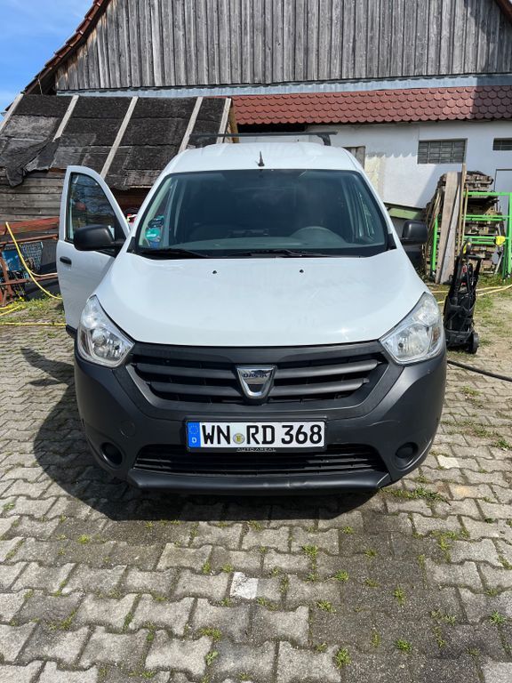 Dokker