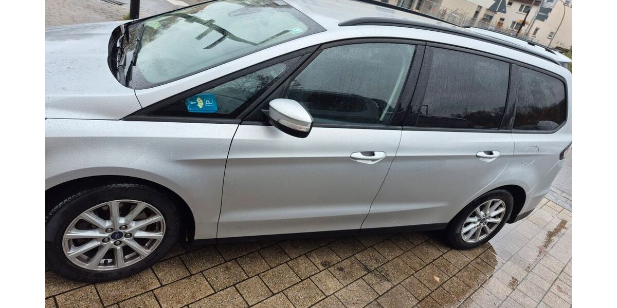 Ford Galaxy 177.000 km 13.500 € Ebersbach 73061