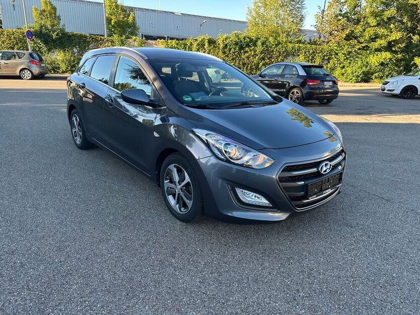 i30