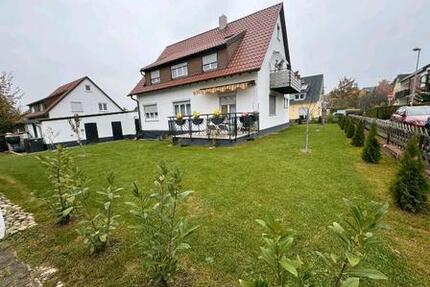 Haus Steinenbronn - 7 Zimmer, 167 m&sup2;, 3.000&euro; | Angebot:26200889
