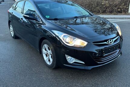 Hyundai i40 169.000 km 7.899 &euro; Möglingen/Ludwigsburg 71696
