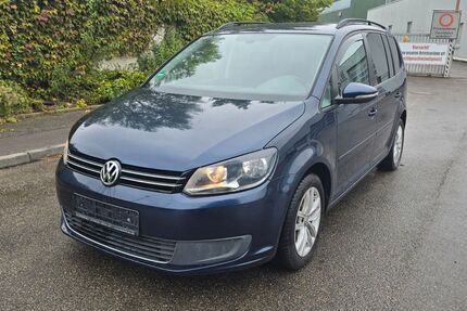 VW Touran 195.000 km 6.300 € Möglingen 71696