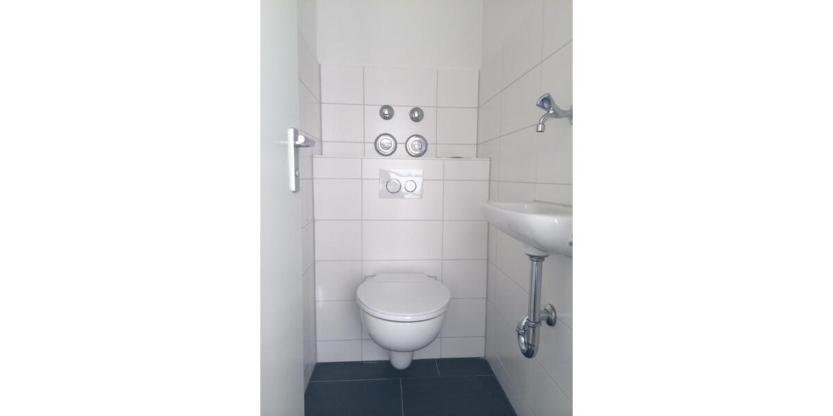 Etagenwohnung Esslingen am Neckar Oberesslingen - 3 Zimmer, 70 m&sup2;, 758&euro; | Angebot:25143655