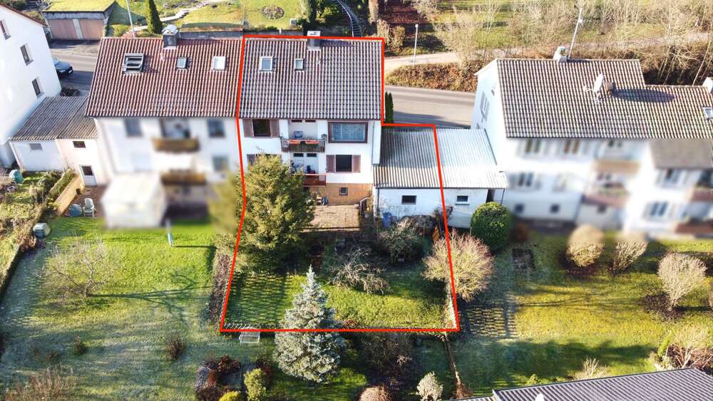 Haus zum Kaufen in Stuttgart 499.000 € 117 m² 7 zimmer