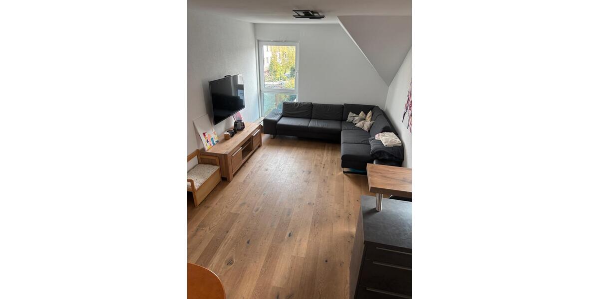 Moderne 4 Zimmer Wohnung mit Balkon, 2 Stellplätze, E-Ladestation 4 zimmer