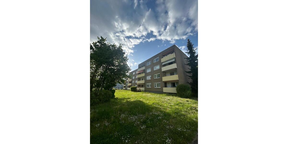 Dachgeschoßwohnung Böblingen Dagersheim - 4 Zimmer, 89 m&sup2;, 350.000&euro; | Angebot:26416729