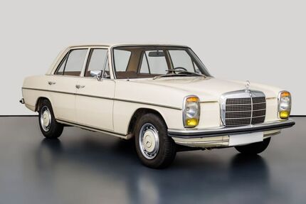 Mercedes 220