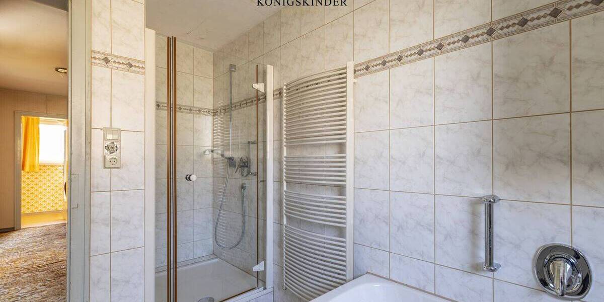 Reihenmittelhaus Stuttgart Zazenhausen - 6 Zimmer, 150 m&sup2;, 499.000&euro; | Angebot:25984386