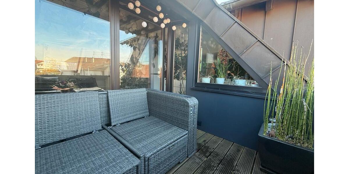 Dachgeschoßwohnung Markgröningen - 4 Zimmer, 85 m&sup2;, 379.000&euro; | Angebot:23473045