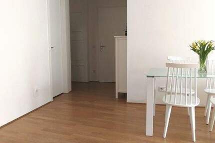 Schöne, helle 3 Zimmerwohnung in Stuttgart Vaihingen, Uni 3 zimmer