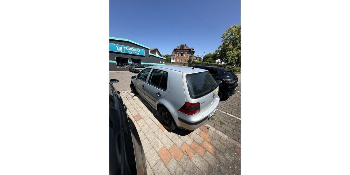 VW Golf 280.000 km 1.500 € Möglingen 71696