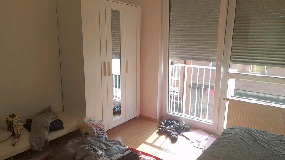 Erdgeschoßwohnung Stuttgart Feuerbach - 4 Zimmer, 90 m&sup2;, 1.700&euro; | Angebot:26409384