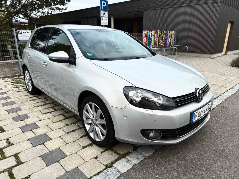 VW Golf 111.800 km 9.450 € Winnenden 71364