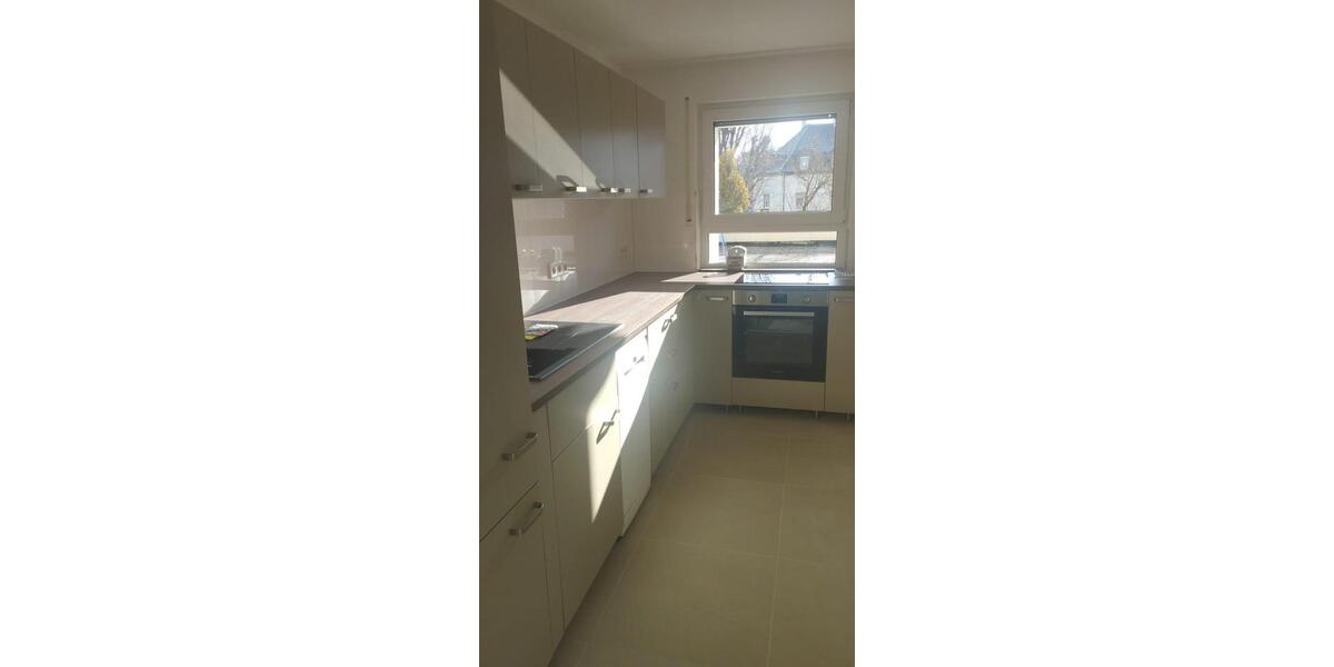 ohne Makler - Erstbezug nach Sanierung - helle, großzügige 2.5 Zi-Whg mit 70m² Dachterrasse 2.5 zimmer