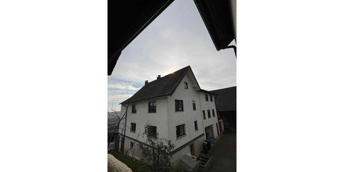 Doppelhaushälfte Neckartailfingen - 7 Zimmer, 140 m&sup2;, 1.100&euro; | Angebot:24872064