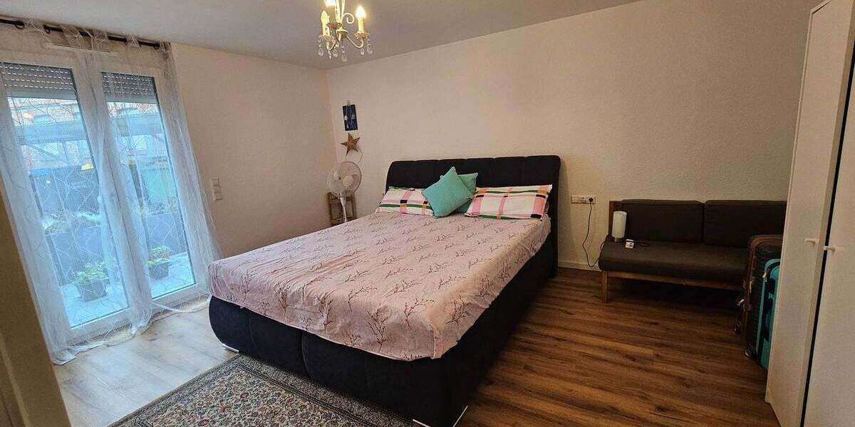 Terrassenwohnung Markgröningen - 3 Zimmer, 100 m&sup2;, 1.330&euro; | Angebot:24699876