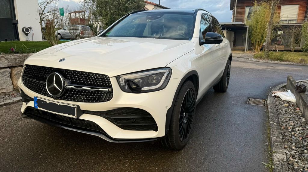 Mercedes-Benz GLC 300 99.900 km 34.490 &euro; Schlaitdorf 72667
